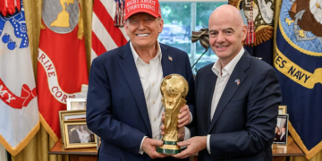 Solo EEUU salvará al mundo de irse al infierno: Trump